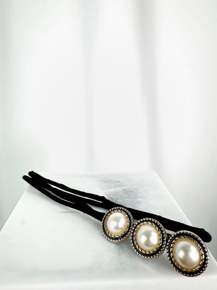 Hair Clip with Pearls and Small Stones and Black Detail